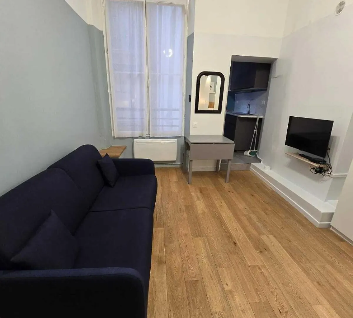 Apartment Aboukir 1 Paris