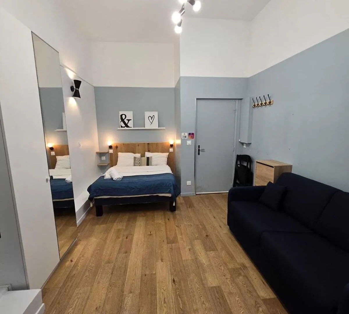 Aboukir 1 Apartment